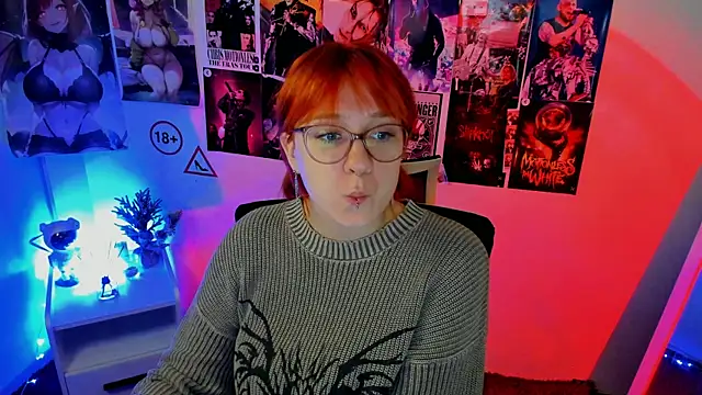 Snapshot of Rudy_02 chatting on 8, 10, 2025 Rudy 02 online show from 8, 10, 2025