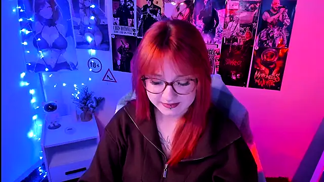 Snapshot of Rudy_02 chatting on 23, 10, 2025 Rudy 02 online show from 23, 10, 2025