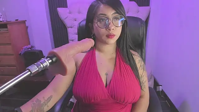 Snapshot of Sexy_cristall_ chatting on 21, 7, 2026 Sexy cristall online show from 21, 7, 2026