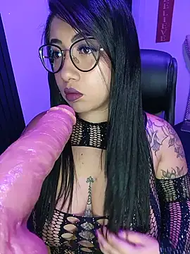Snapshot of Sexy_cristall_ chatting on 2, 8, 2026 Sexy cristall online show from 2, 8, 2026