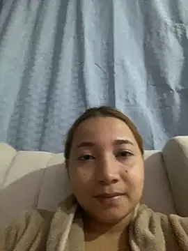 Snapshot of queen_angelique chatting on 13, 2, 2025 queen angelique online show from 13, 2, 2025