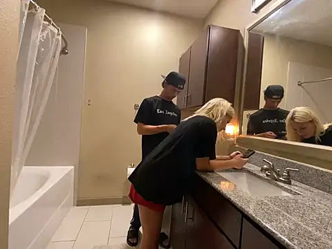 girlfriendmissy online show from 29, 12, 2024