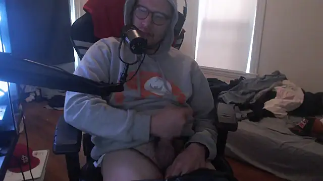 Snapshot of chicostick413 chatting on 10, 10, 2025 chicostick413 online show from 10, 10, 2025