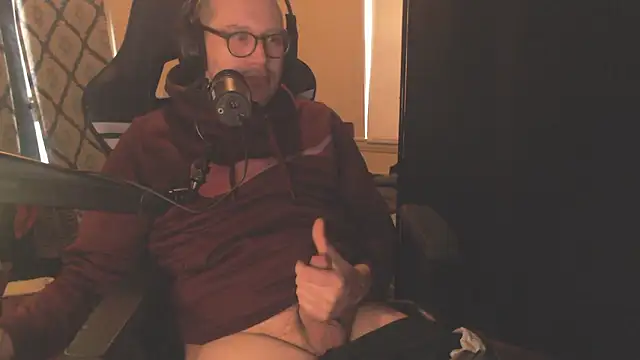 Snapshot of chicostick413 chatting on 15, 1, 2026 chicostick413 online show from 15, 1, 2026