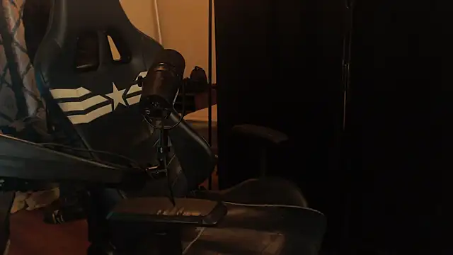 Snapshot of chicostick413 chatting on 20, 2, 2026 chicostick413 online show from 20, 2, 2026