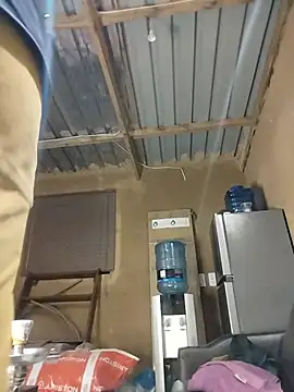 Chocolate factory man online show from 28, 7, 2026