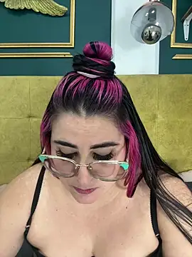 BellaPeers  online show from 11, 1, 2025