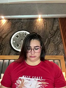 BellaPeers  online show from 22, 4, 2026