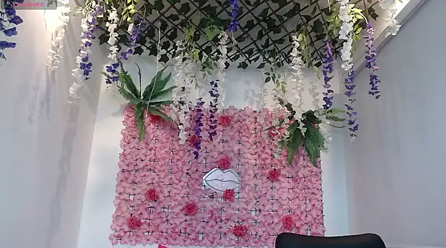 Snapshot of BLONDE_SEXYHOT chatting on 26, 1, 2025 BLONDE SEXYHOT online show from 26, 1, 2025