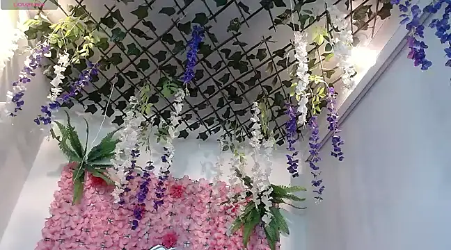 Snapshot of BLONDE_SEXYHOT chatting on 12, 2, 2025 BLONDE SEXYHOT online show from 12, 2, 2025