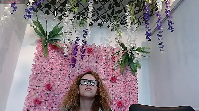 Snapshot of BLONDE_SEXYHOT chatting on 13, 2, 2025 BLONDE SEXYHOT online show from 13, 2, 2025