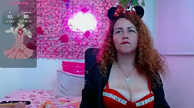 Snapshot of BLONDE_SEXYHOT chatting on 26, 2, 2025 BLONDE SEXYHOT online show from 26, 2, 2025