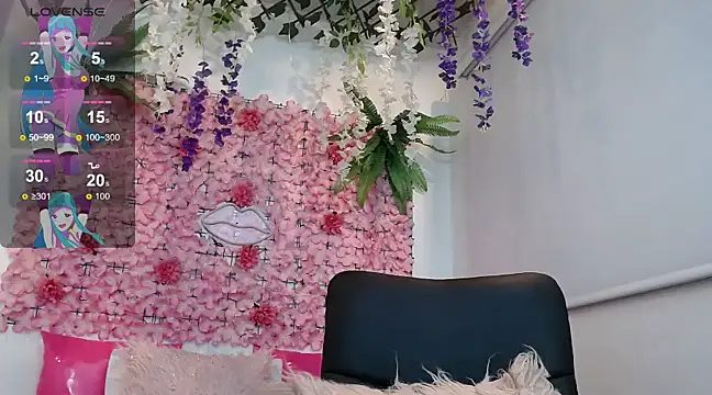 Snapshot of BLONDE_SEXYHOT chatting on 4, 3, 2025 BLONDE SEXYHOT online show from 4, 3, 2025