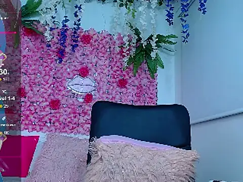 Snapshot of BLONDE_SEXYHOT chatting on 9, 3, 2025 BLONDE SEXYHOT online show from 9, 3, 2025
