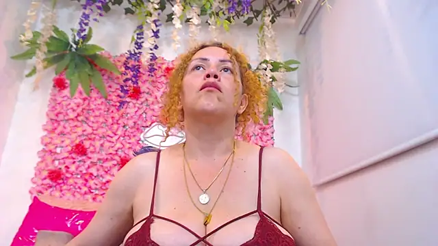 BLONDE SEXYHOT online show from 21, 7, 2026