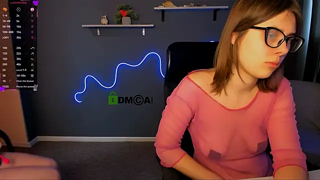 juli kisss online show from 20, 3, 2025