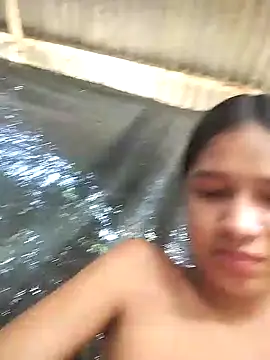 Snapshot of Little_Pau_Dirty chatting on 14, 1, 2025 Little Pau Dirty online show from 14, 1, 2025