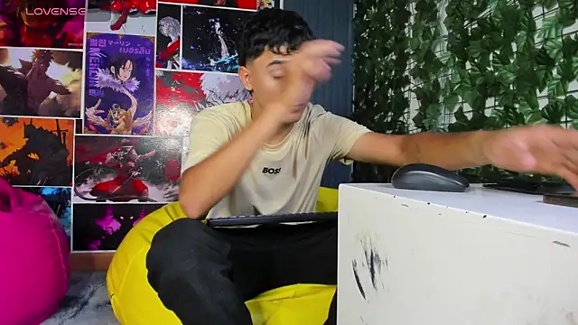 Austin Cardieff online show from 7, 2, 2025