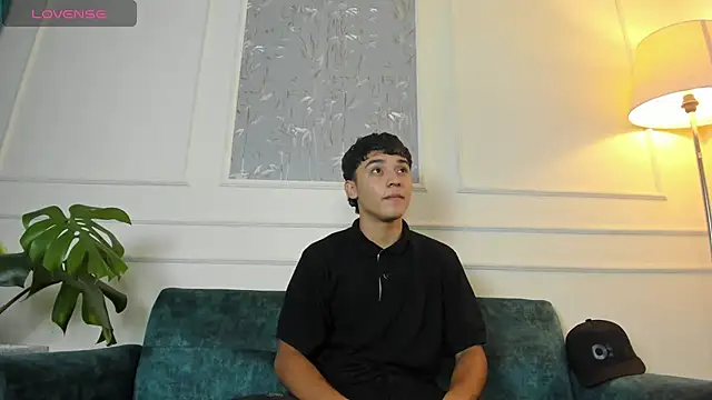 Austin Cardieff online show from 28, 2, 2025