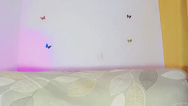 TatiGil online show from 25, 4, 2026