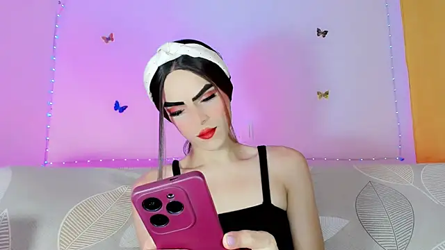 Snapshot of TatiGil chatting on 20, 6, 2026 TatiGil online show from 20, 6, 2026