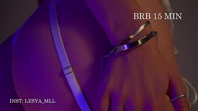 wowmolly online show from 16, 3, 2025