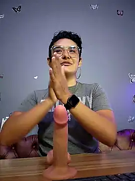 Kaira mosse online show from 28, 2, 2025