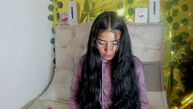 Snapshot of cristalconnorr chatting on 1, 5, 2026 cristalconnorr online show from 1, 5, 2026