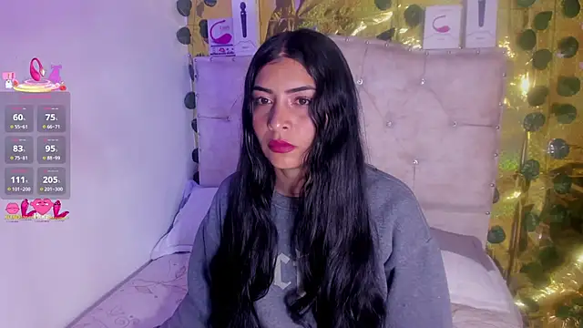 Snapshot of cristalconnorr chatting on 4, 5, 2026 cristalconnorr online show from 4, 5, 2026