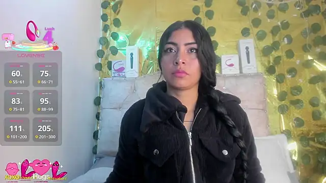 Snapshot of cristalconnorr chatting on 5, 5, 2026 cristalconnorr online show from 5, 5, 2026