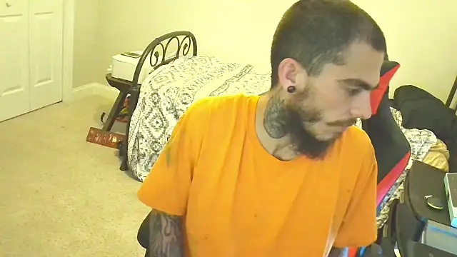 Snapshot of XMeF10 chatting on 3, 2, 2025 XMeF10 online show from 3, 2, 2025