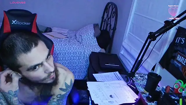 Snapshot of XMeF10 chatting on 18, 2, 2025 XMeF10 online show from 18, 2, 2025