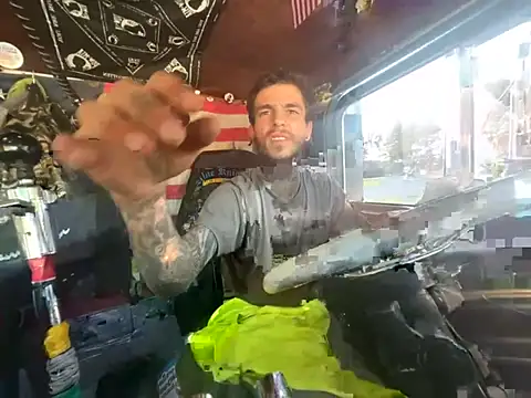 Snapshot of XMeF10 chatting on 13, 1, 2026 XMeF10 online show from 13, 1, 2026