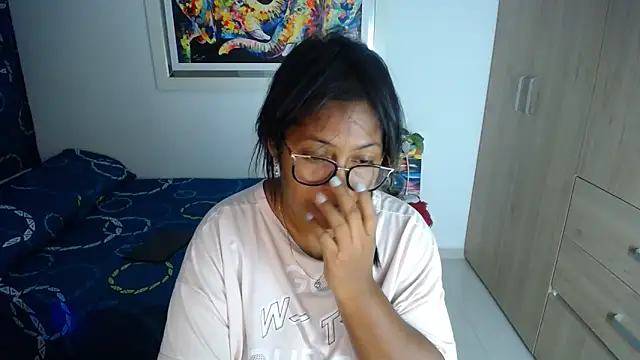 miajoseph  online show from 26, 1, 2025