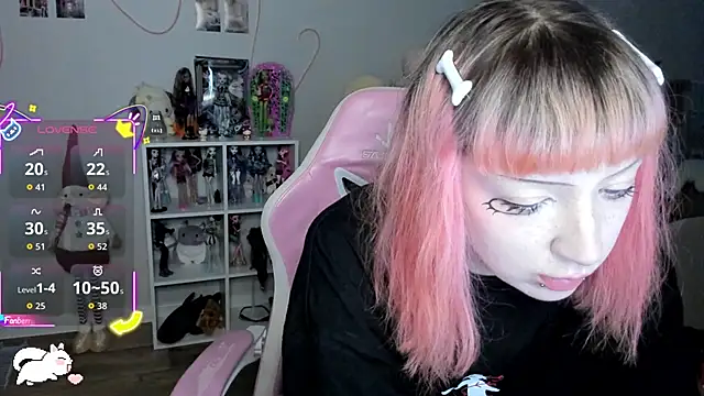 SweetieMollyy online show from 5, 11, 2025