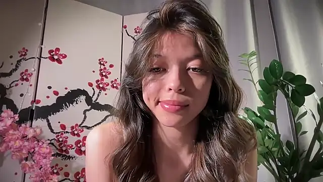 Snapshot of DesiredHoney chatting on 8, 11, 2025 DesiredHoney online show from 8, 11, 2025