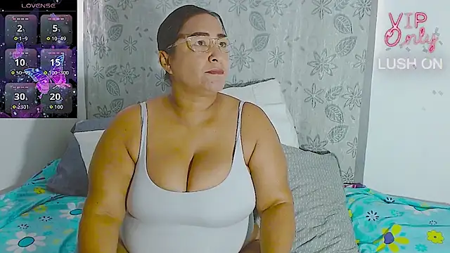 sexy hot carol online show from 21, 6, 2026