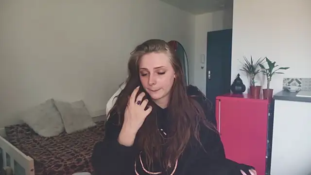 ce leste   online show from 18, 4, 2026