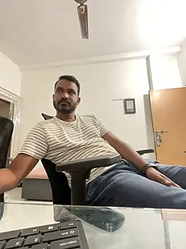 real meet girl finding in online show from 10, 12, 2024