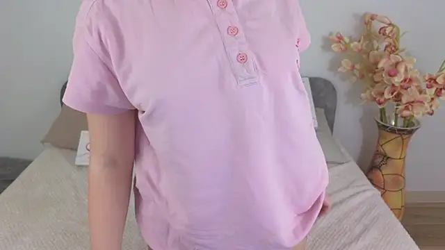 Ellie Sunset online show from 6, 2, 2025