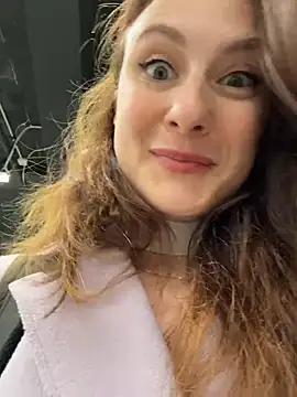 Dina Tease online show from 7, 10, 2025