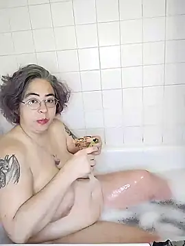 GraceHenderson online show from 25, 12, 2024