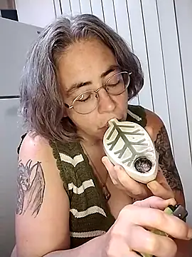 GraceHenderson online show from 27, 2, 2025