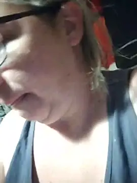 Snapshot of GraceHenderson chatting on 12, 6, 2026 GraceHenderson online show from 12, 6, 2026