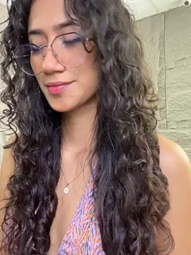 Snapshot of KaitlynLoveCam chatting on 25, 9, 2025 KaitlynLoveCam online show from 25, 9, 2025