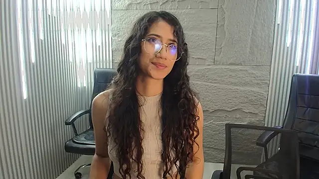 Snapshot of KaitlynLoveCam chatting on 2, 10, 2025 KaitlynLoveCam online show from 2, 10, 2025