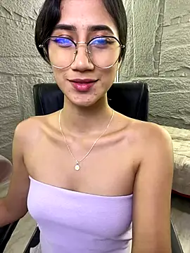 Snapshot of KaitlynLoveCam chatting on 3, 10, 2025 KaitlynLoveCam online show from 3, 10, 2025