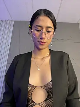 Snapshot of KaitlynLoveCam chatting on 3, 3, 2026 KaitlynLoveCam online show from 3, 3, 2026