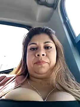 Snapshot of Laura-Hernandez chatting on 18, 1, 2025 Laura-Hernandez online show from 18, 1, 2025