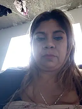 Laura-Hernandez online show from 15, 1, 2026